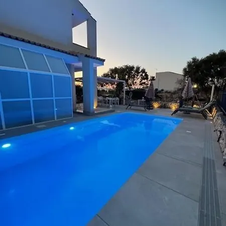 Апартаменты Epipoli Charming And Pool Сиракузы