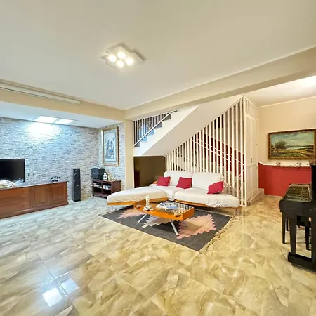 Epipoli Charming And Pool Apartment *