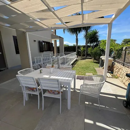 Apartment Epipoli Charming And Pool Syracuse