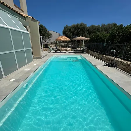 Epipoli Charming And Pool Daire Siraküza