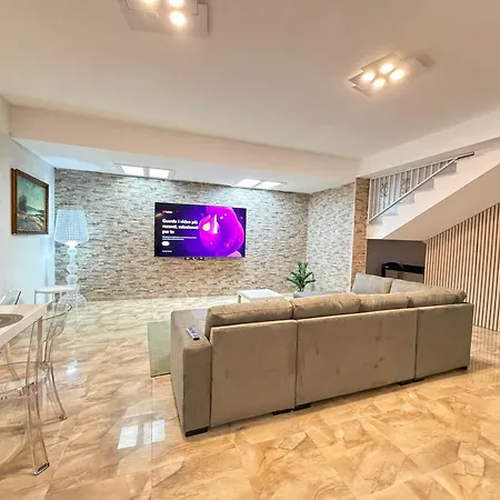 Epipoli Charming And Pool Appartement