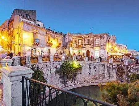 Epipoli Charming And Pool * Syracuse
